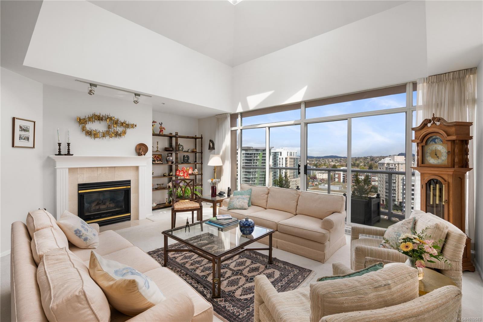Additional image 3 of 1703-1020 View Street, Victoria, BC, V8V 4Y4