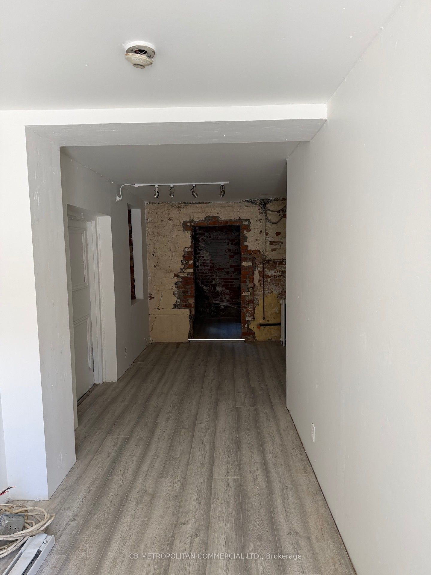 Additional image 4 of 9-Rear-531-533 Yonge Street, Toronto, ON, M4Y 1Y5