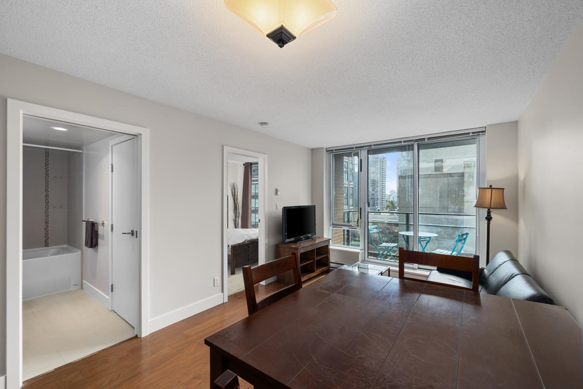 Additional image 3 of 620-1088 Richards Street, Vancouver, BC, V6G 0J8
