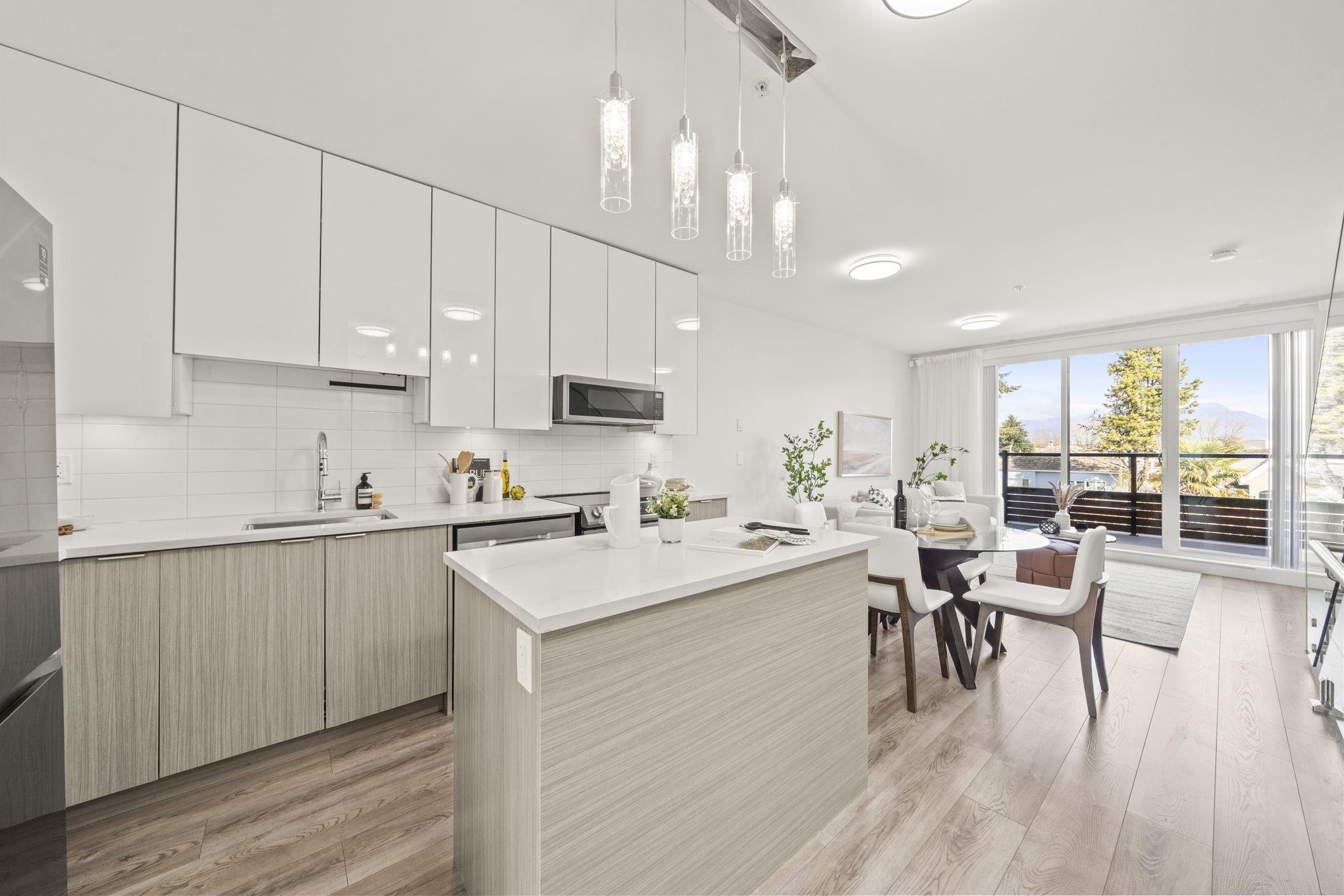2296 33rd Avenue E, Vancouver, BC, V5N 3G1