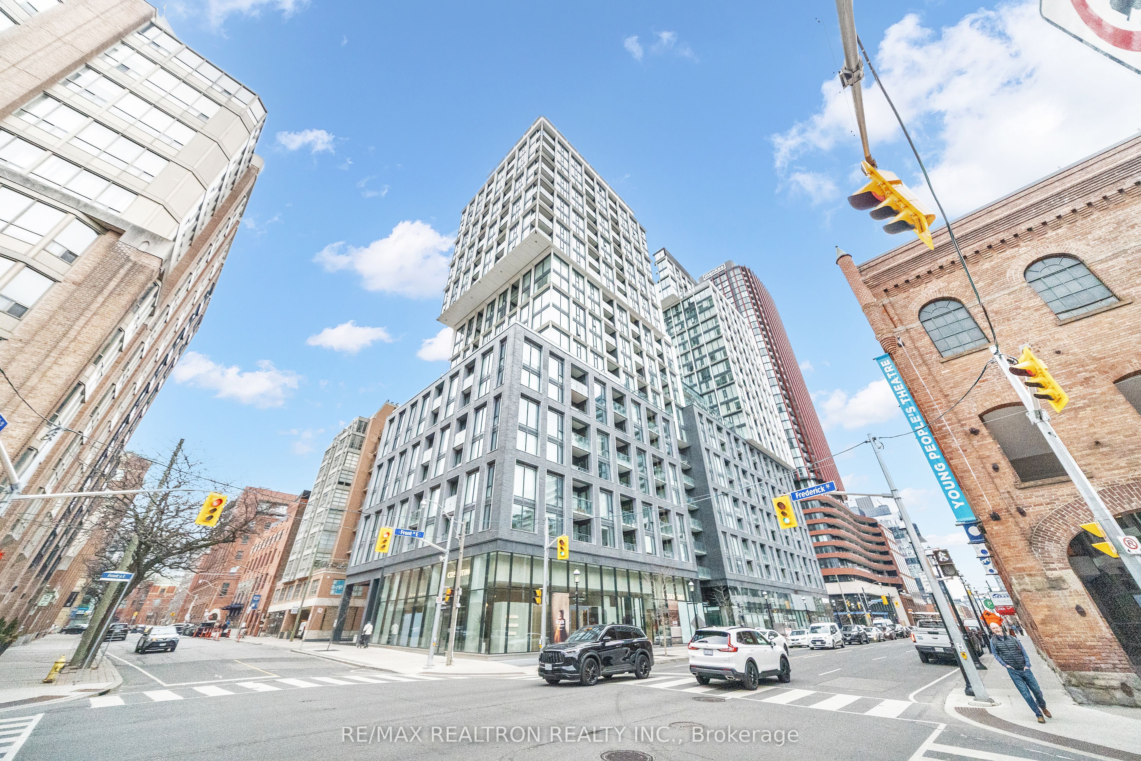 203-158 Front Street E, Toronto, ON, M5A 0K9