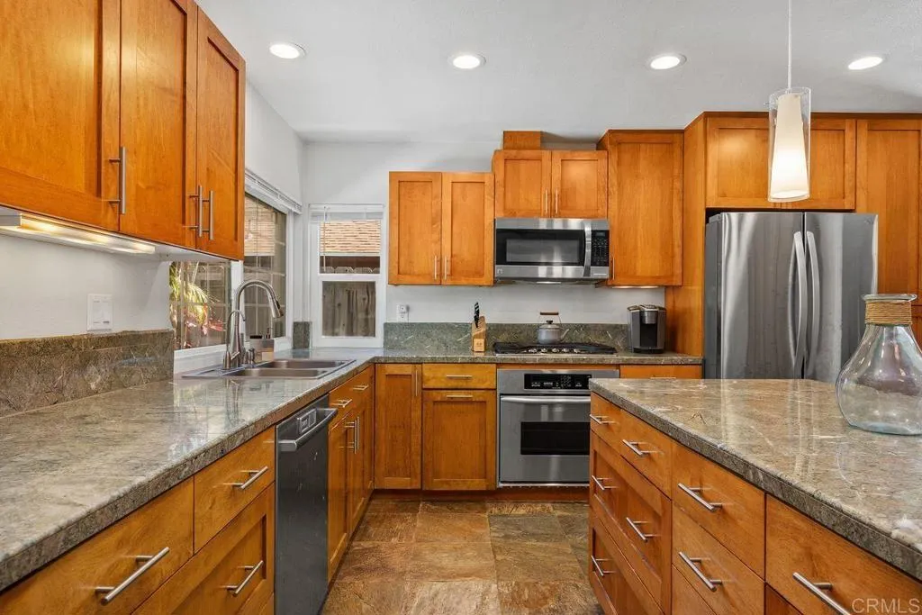 Additional image 47 of 7102 Primrose Way, Carlsbad, CA 92011