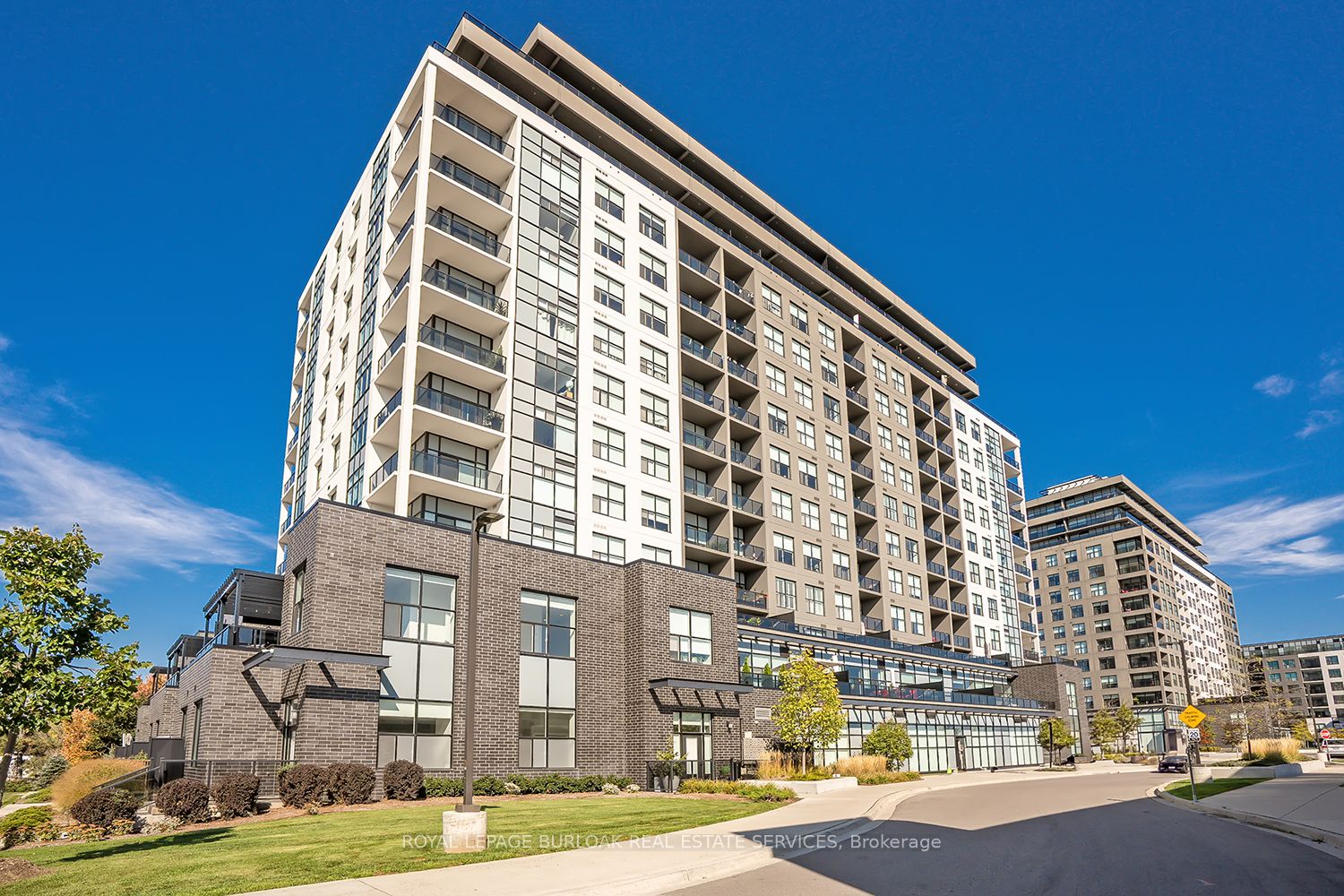 202-1878 Gordon Street, Guelph, ON, N1L 0P4