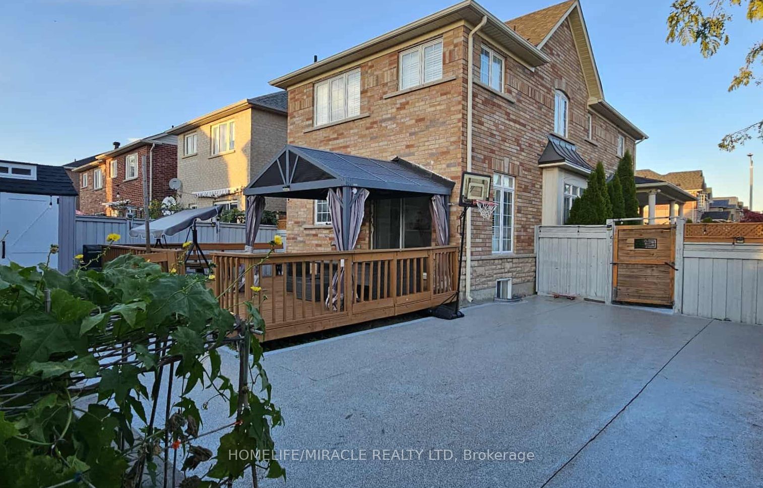 Additional image 5 of 243 Venice Gate Drive, Vaughan, ON, L4H 0G1