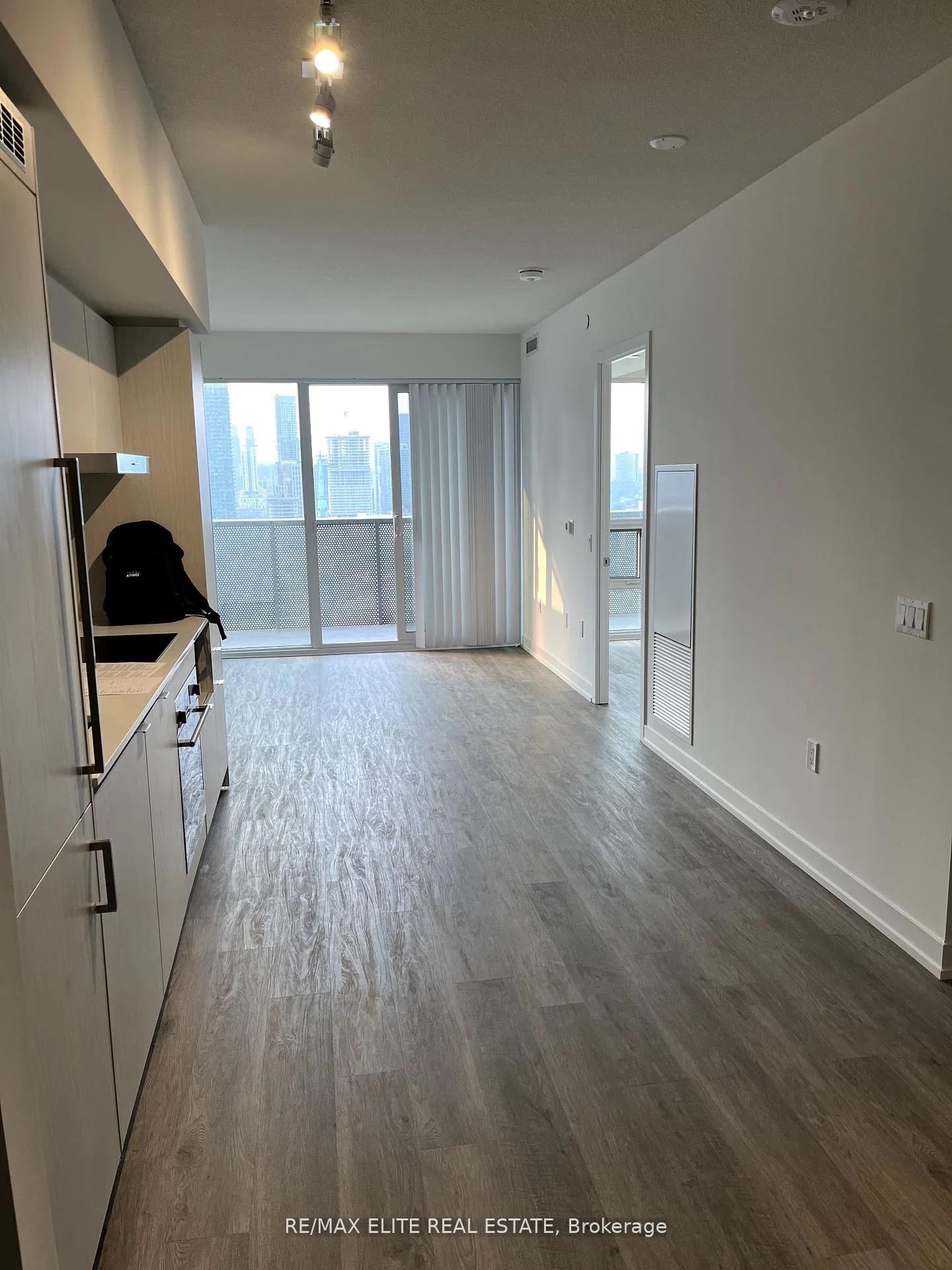 Additional image 3 of 2802-55 Cooper Street, Toronto, ON, M5E 0G1