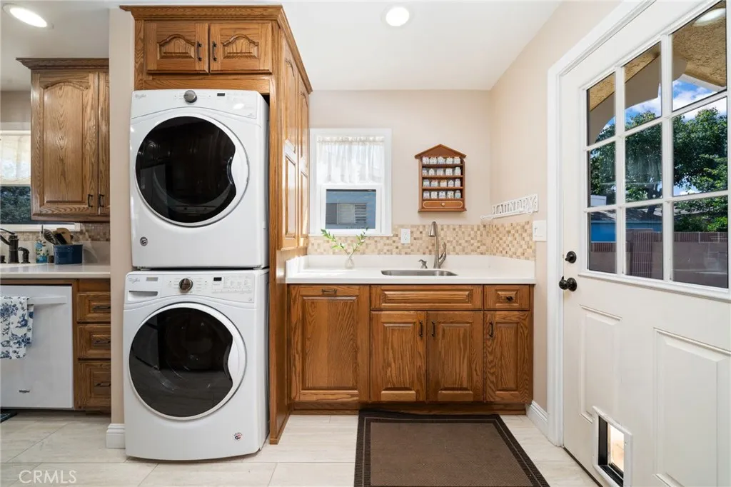 Additional image 11 of 11442 212th St, Lakewood, CA 90715