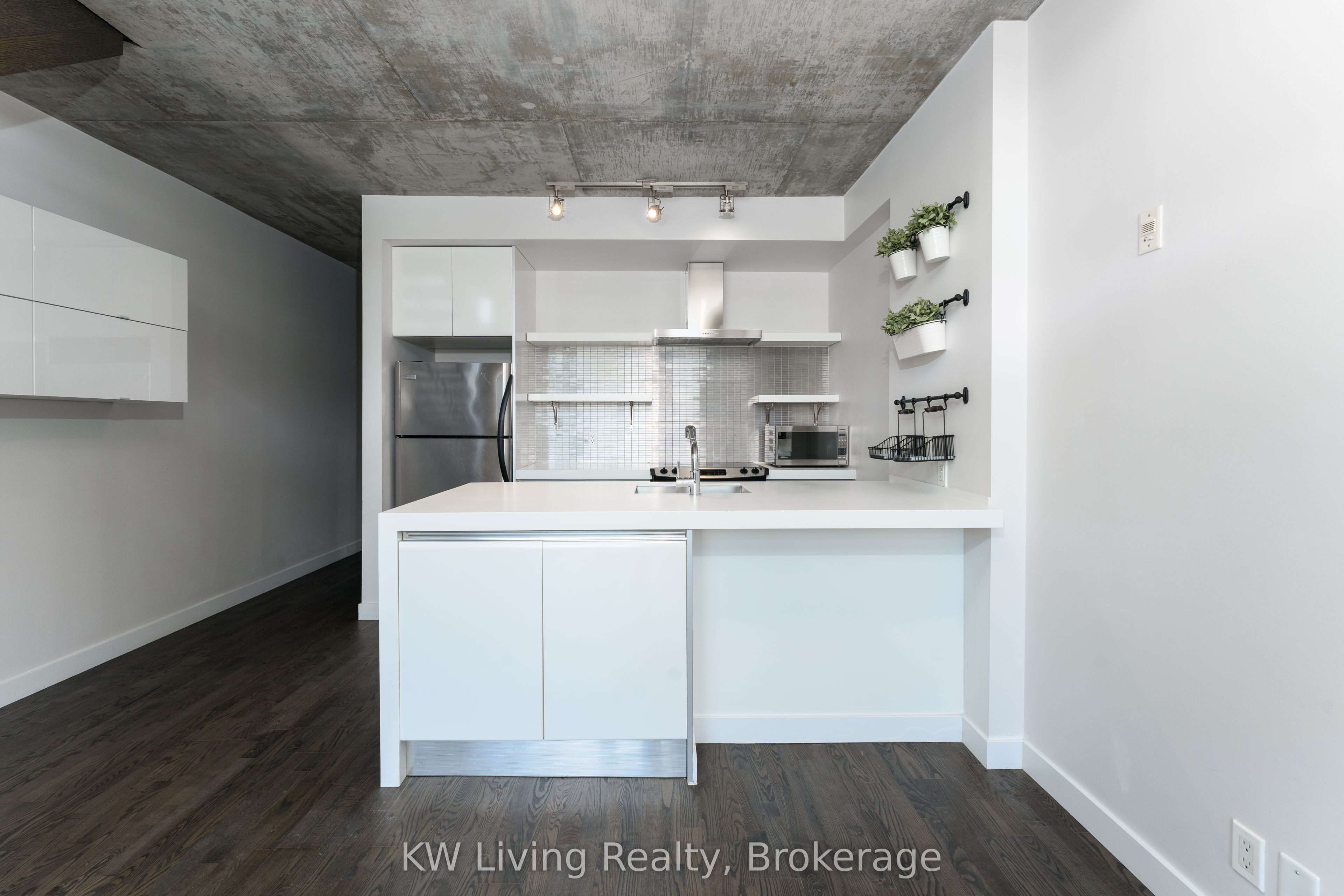 Additional image 4 of 901-75 Portland Street, Toronto, ON, M5V 2M9