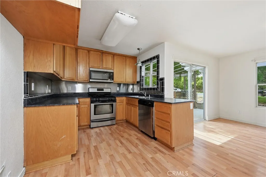 Additional image 8 of 18057 Spyglass Rd, Hidden Valley Lake, CA 95467