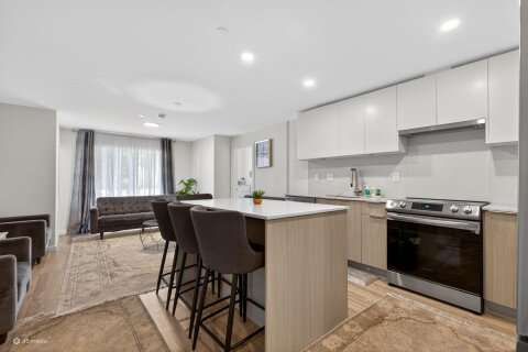 Additional image 7 of 318-13968 Laurel Drive, Surrey, BC, V3T 0S9