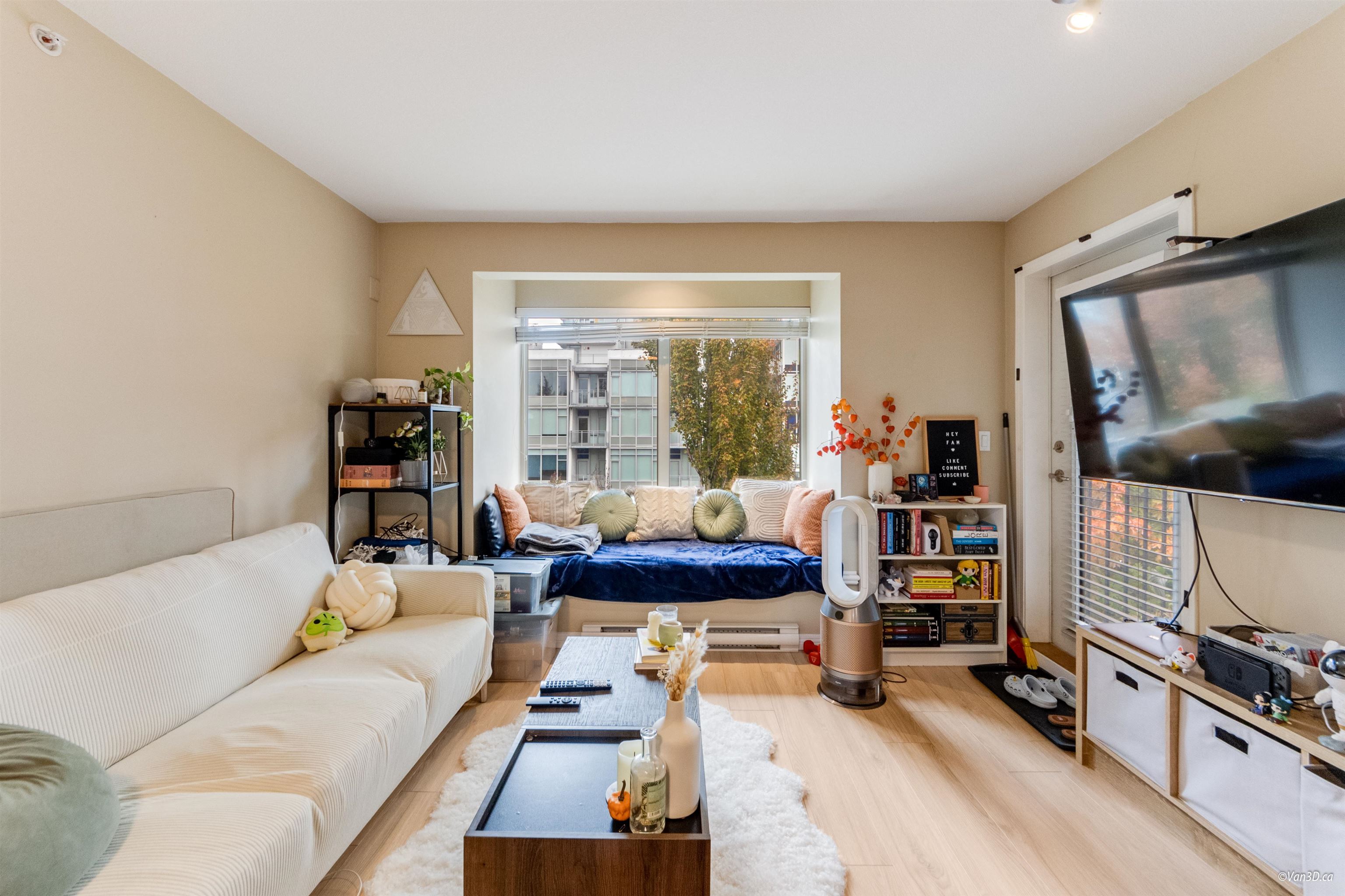 Additional image 2 of 307-5000 Imperial Street, Burnaby, BC, V5J 1C8
