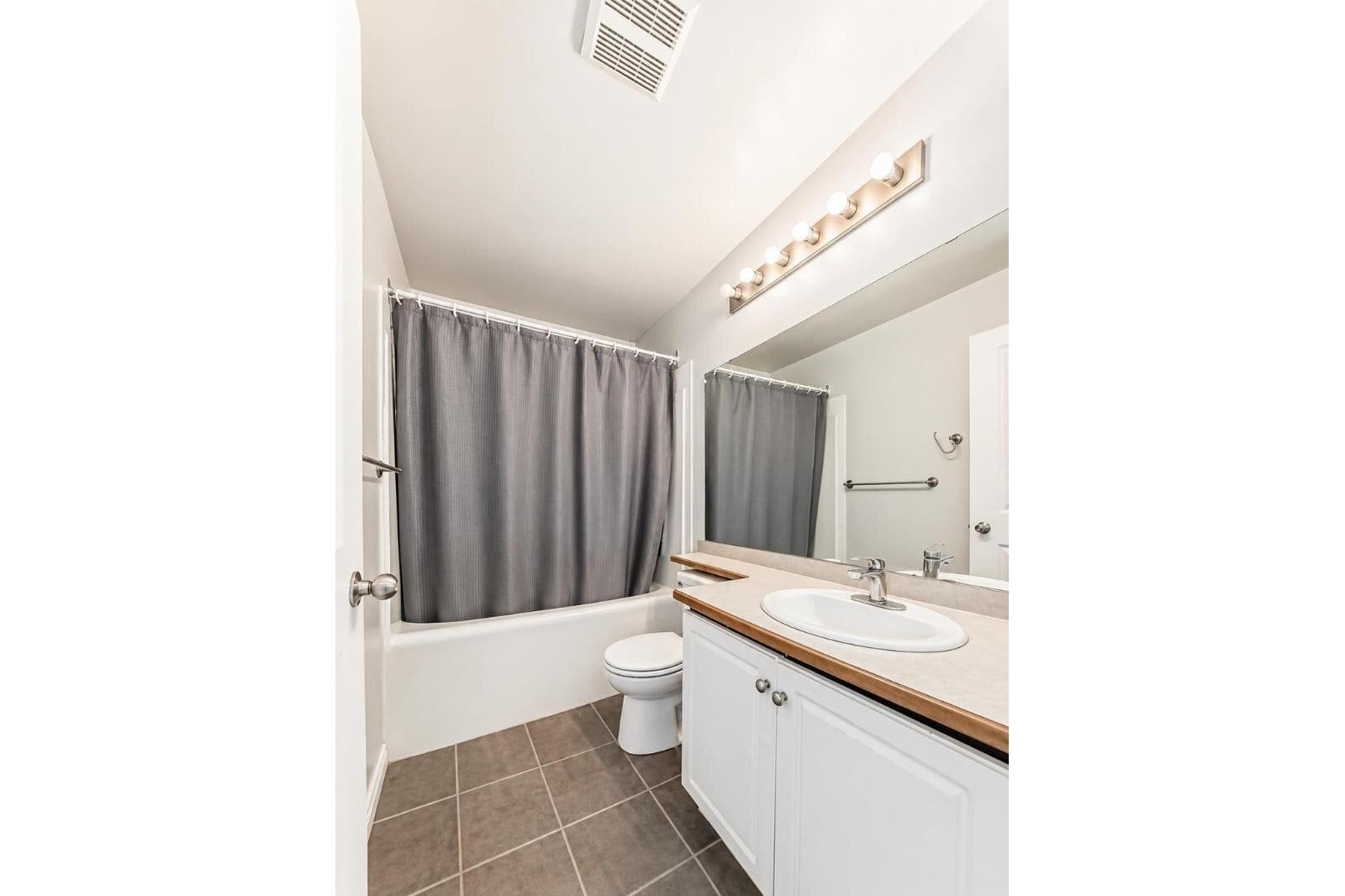Additional image 8 of 102-16221 95 Street NW, Edmonton, AB, T5Z3V3