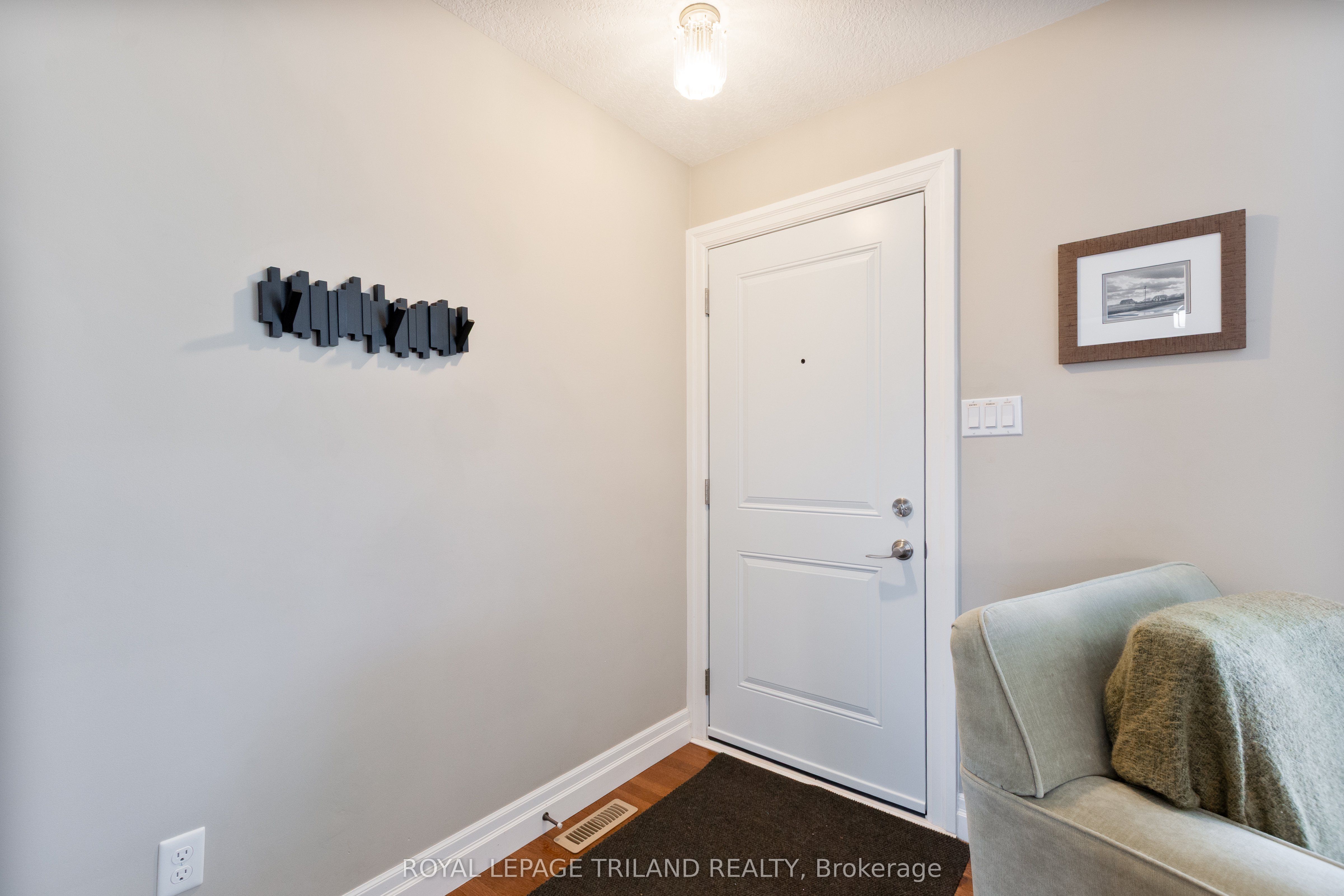 41 Dunwich Drive, St. Thomas, ON, N5R 4T7 photo 4