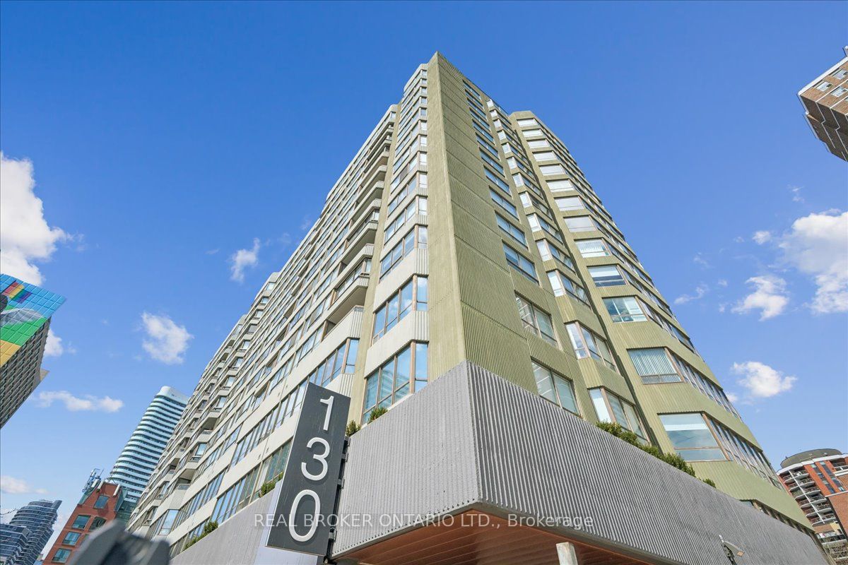 602-130 Carlton Street, Toronto, ON, M5A 4K3