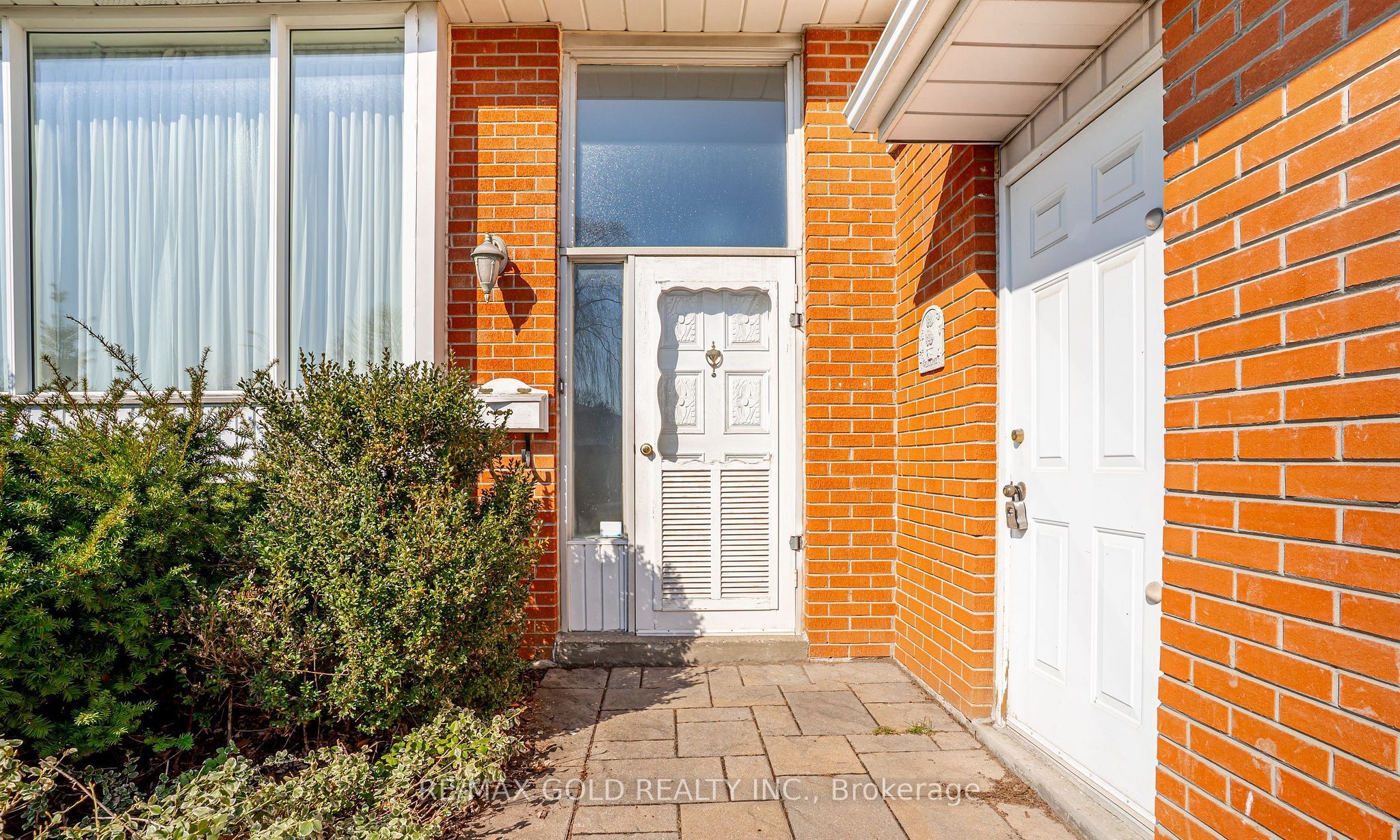 Additional image 4 of 34 Deerfield Crescent, Brampton, ON, L6T 1K7