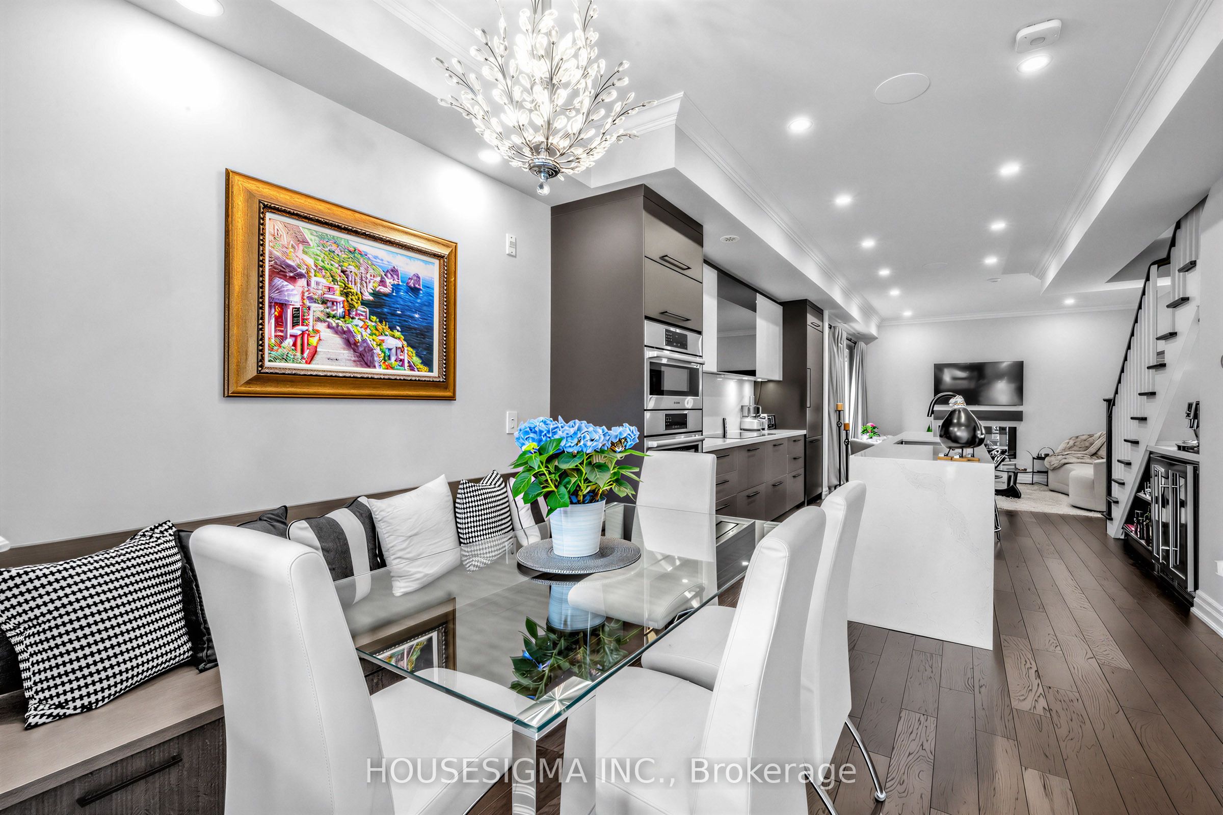 Additional image 4 of 361 Roehampton Avenue, Toronto, ON, M4P 1S3