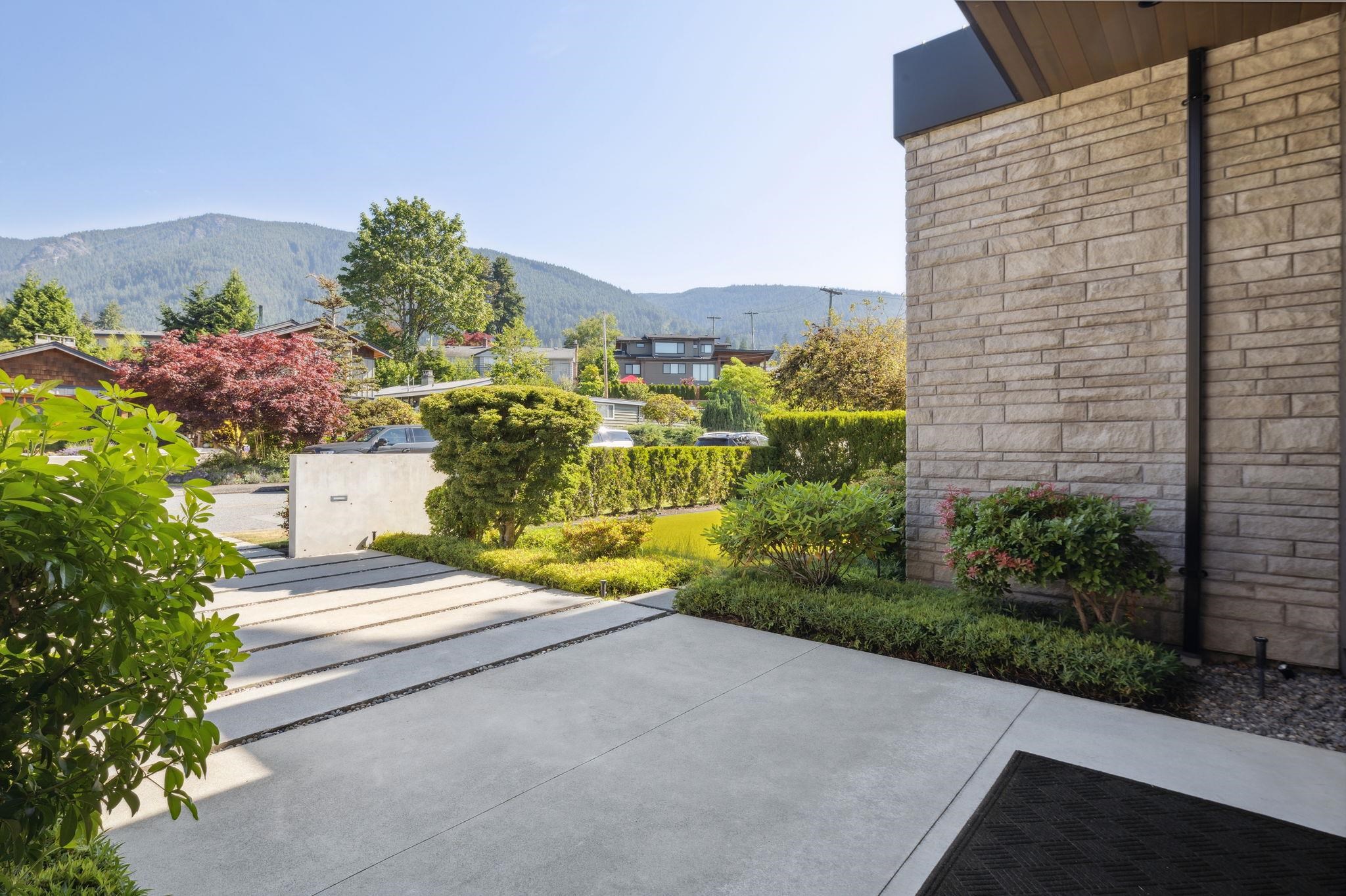 Additional image 4 of 983 Tudor Avenue, North Vancouver, BC, V7R 1X6