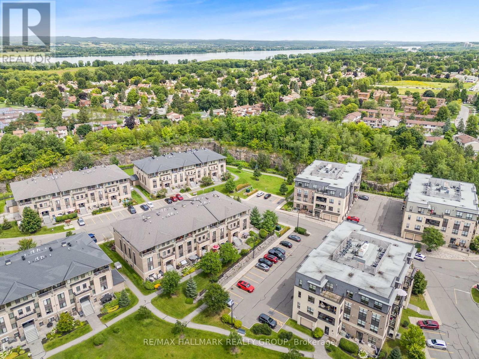 Additional image 3 of 265 Titanium A Private, Ottawa, ON, K1C0A5