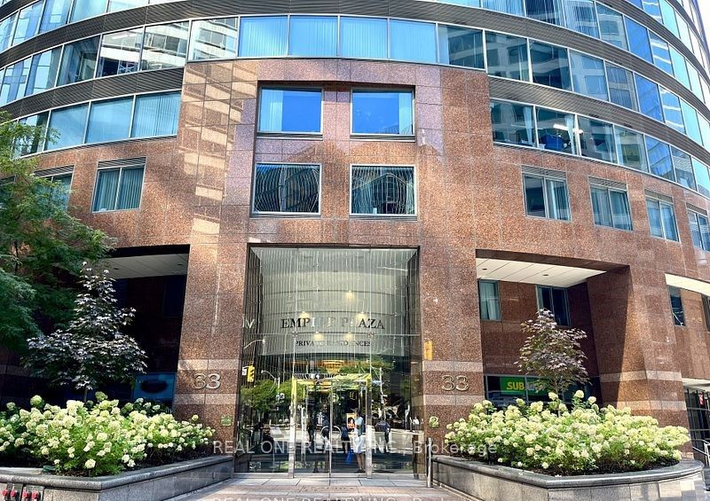 1604-33 University Avenue, Toronto, ON, M5J 2S7