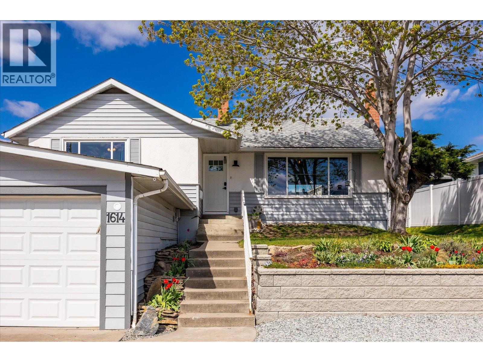 Additional image 3 of 1614 Bernard Avenue, Kelowna, BC, V1Y6R9