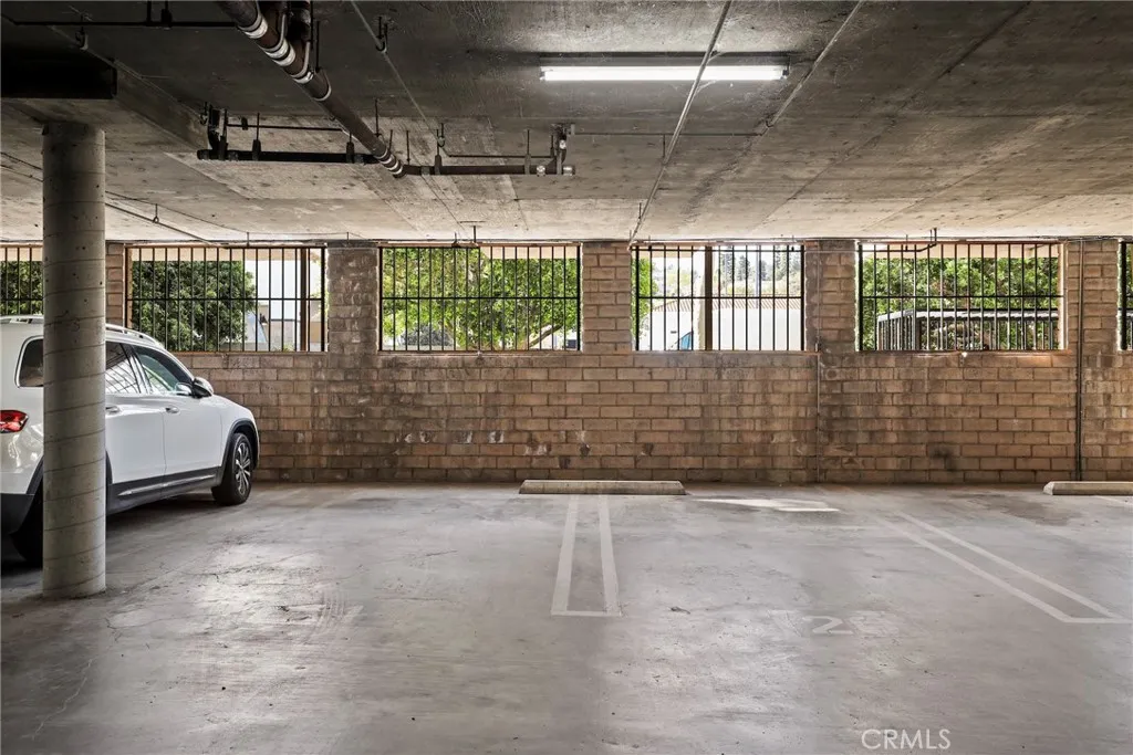 Additional image 23 of 10926 Bluffside Drive Unit 30, Studio City, CA 91604