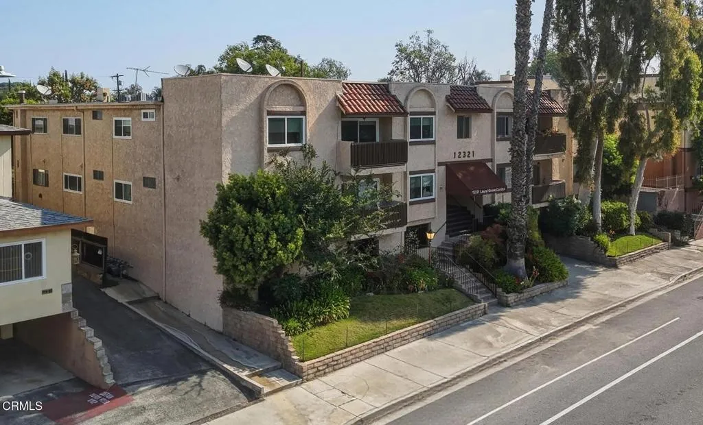 Additional image 23 of 12321 Riverside Drive Unit 204, Valley Village, CA 91607