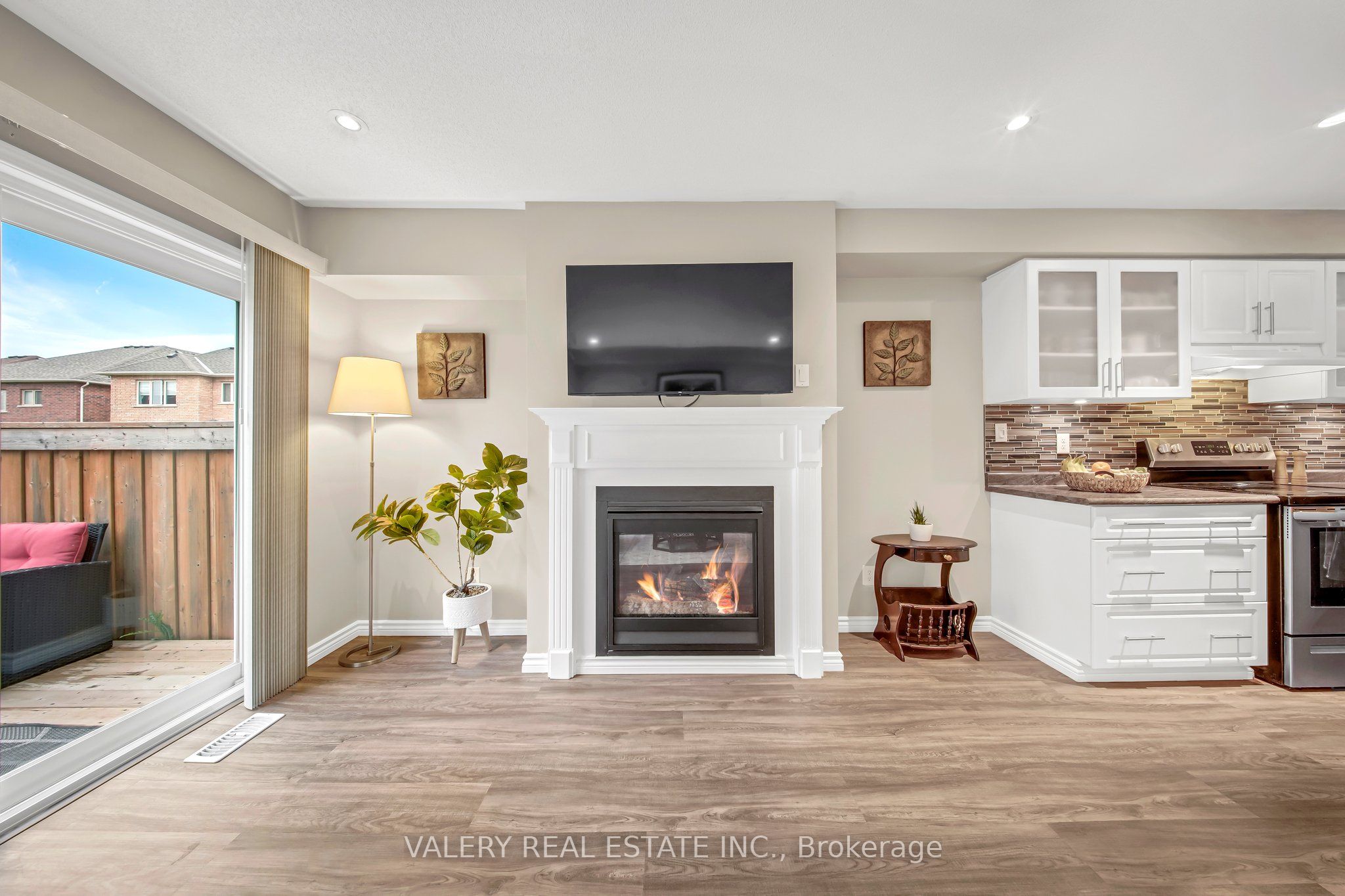 Additional image 5 of 2442 Equestrian Crescent, Oshawa, ON, L1L 0L7