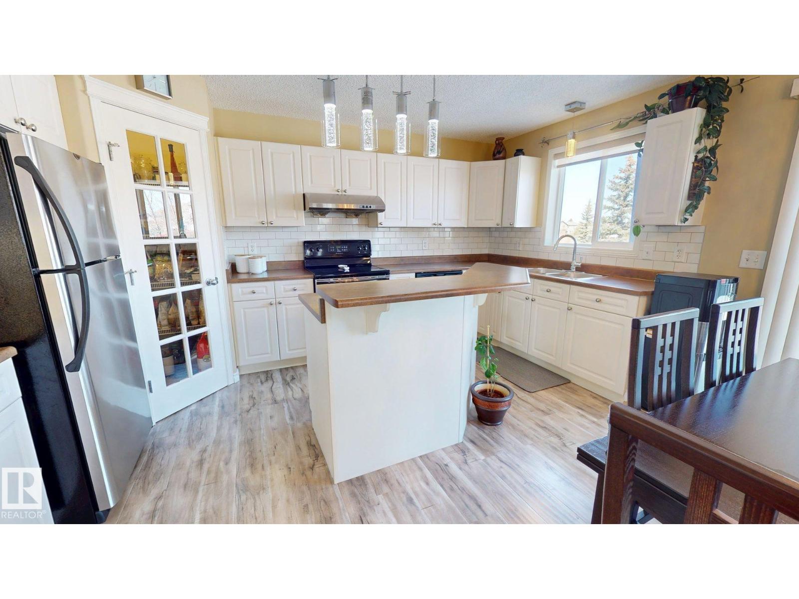 Additional image 6 of 8704 175 Avenue NW, Edmonton, AB, T5Z3Z3