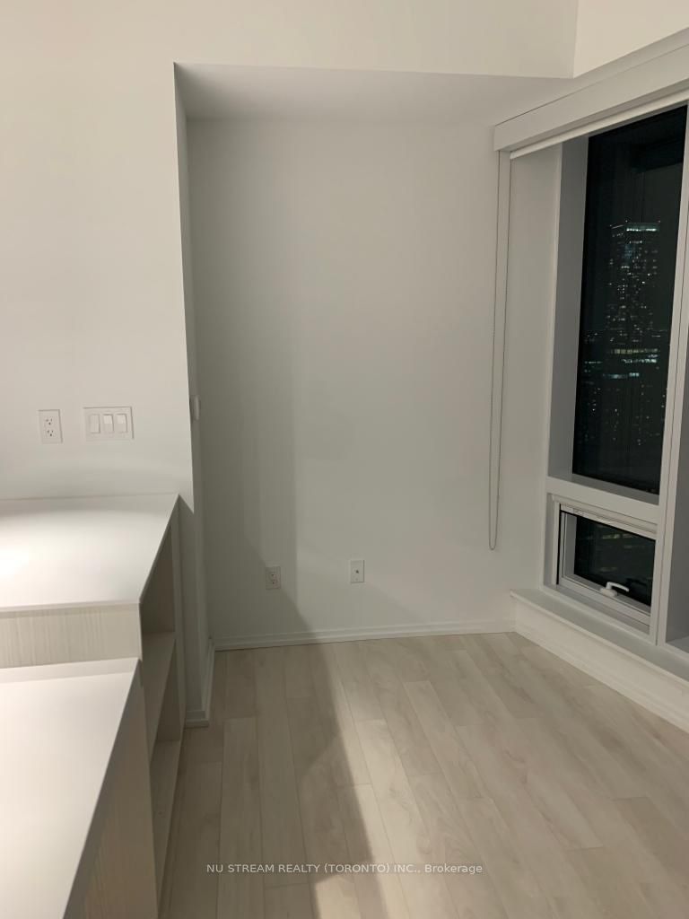 Additional image 6 of 3213-197 Yonge Street, Toronto, ON, M5B 0C1
