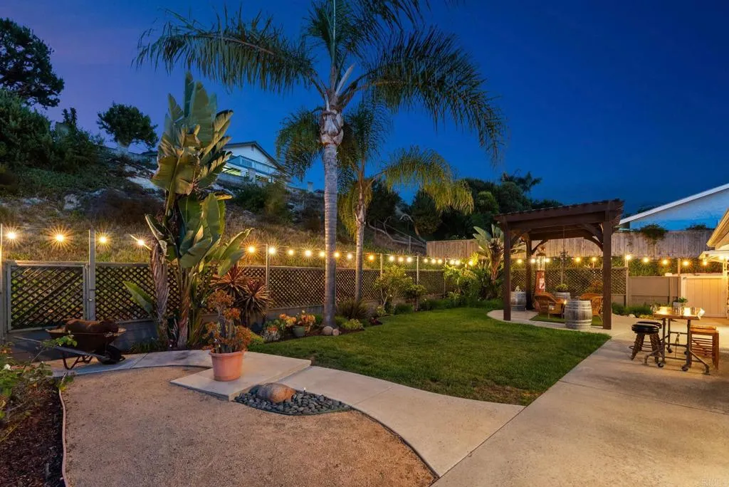 Additional image 47 of 7640 Calle Madero, Carlsbad, CA 92009