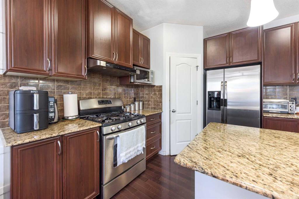 Additional image 4 of 19 Skyview Ranch Crescent NE, Calgary, AB, T3N 0E2