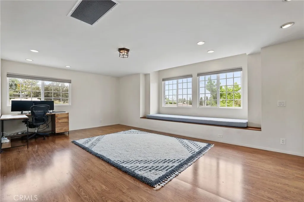 Additional image 39 of 2284 Redlands Dr, Newport Beach, CA 92660