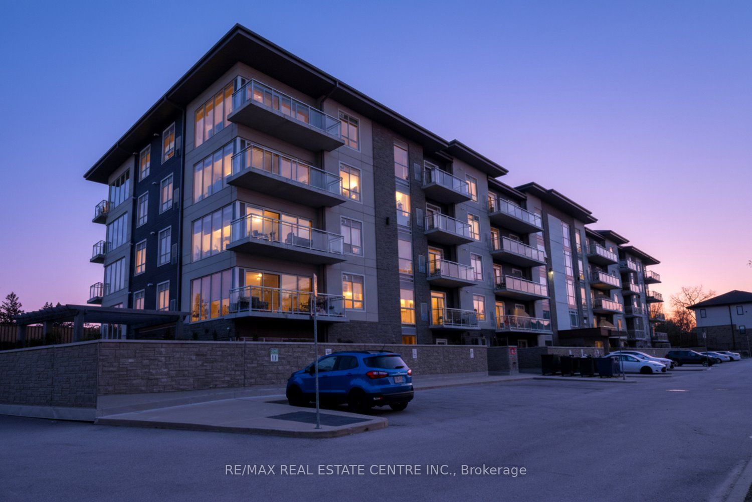111-16 Markle Crescent, Hamilton, ON, L9G 0H4