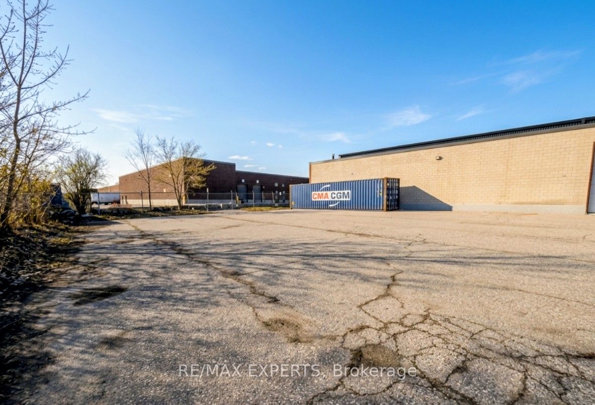 Additional image 2 of 5240 General Road, Mississauga, ON, L4W 1G8