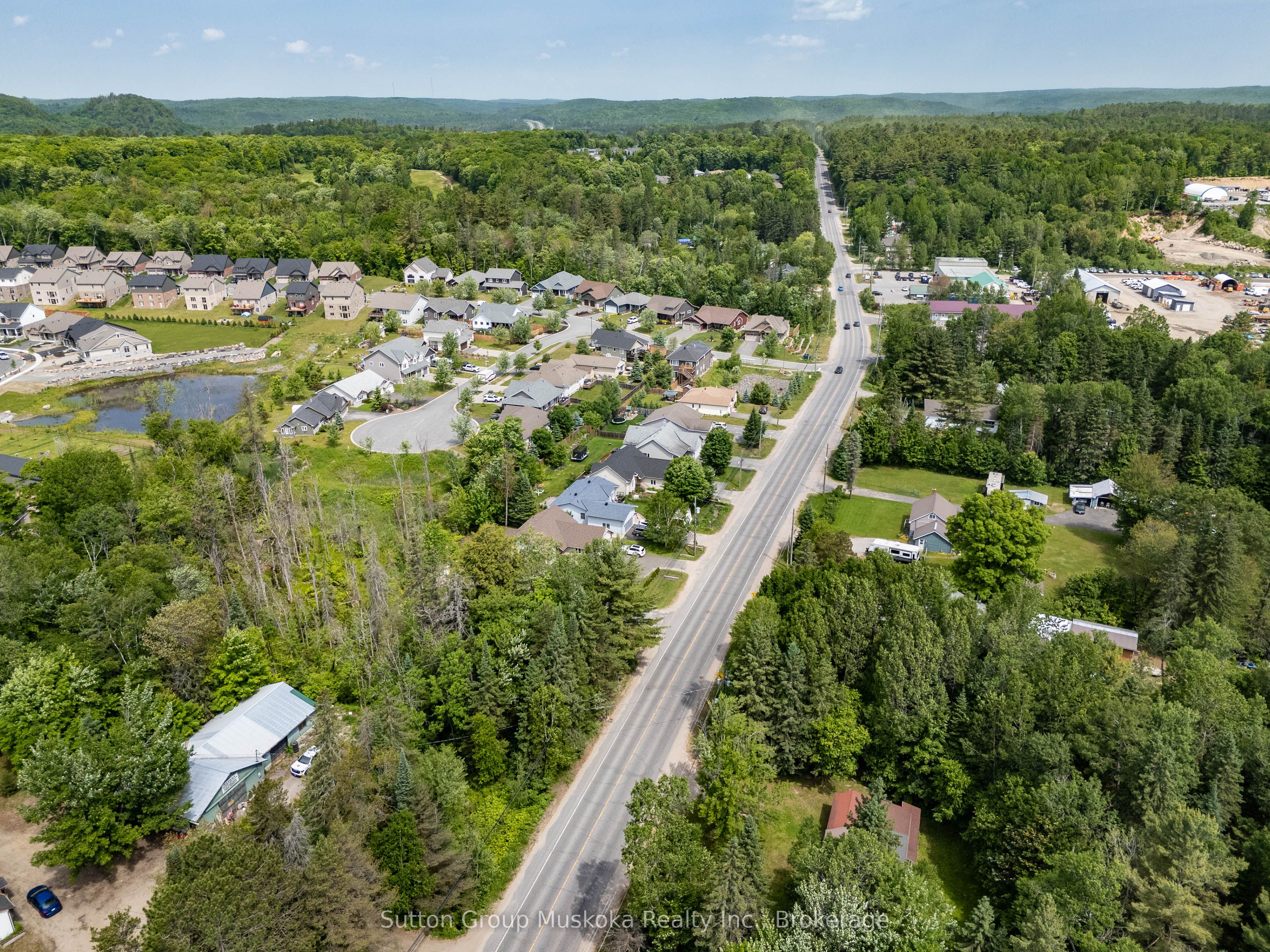 Additional image 3 of 641 Muskoka Rd 3 Road N, Huntsville, ON, P1H 1C9