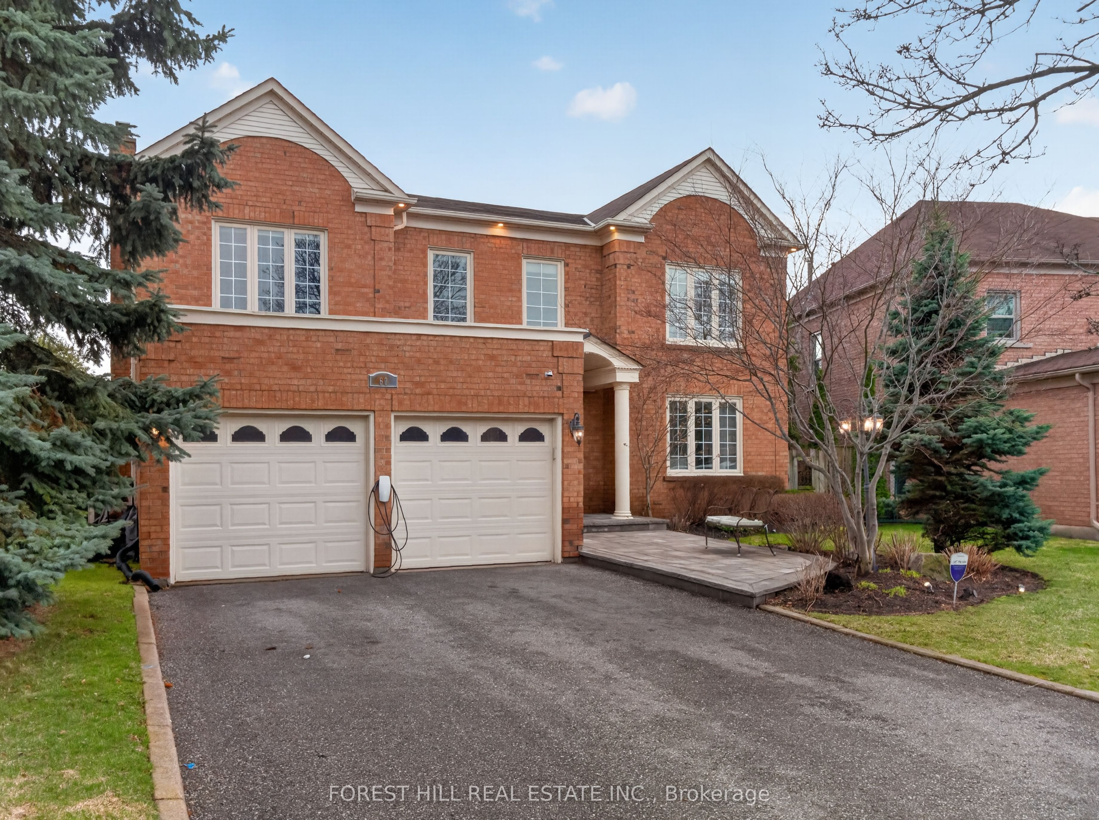 Additional image 2 of 60 Gatcombe Circle, Richmond Hill, ON, L4C 9P5