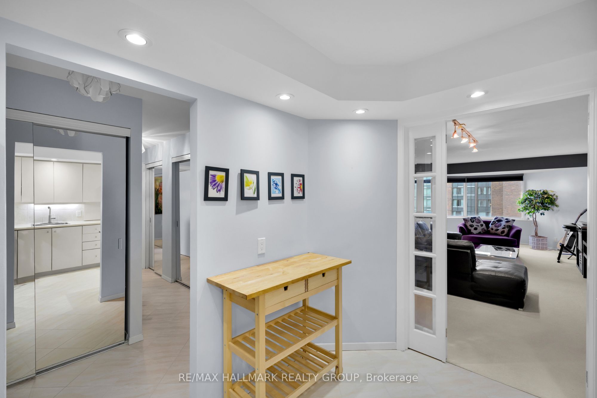Additional image 5 of 810-151 Bay Street, Ottawa, ON, K1R 7T2