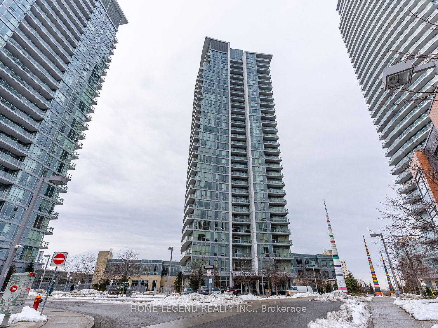 1105-75 North Park Road, Vaughan, ON, L4J 0H8