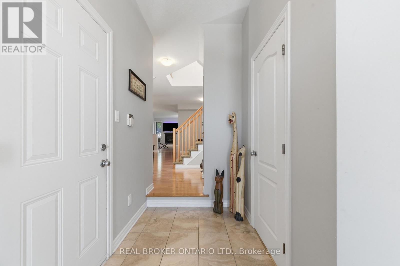Additional image 3 of 417 Stalwart Crescent, Ottawa, ON, K1T0H2