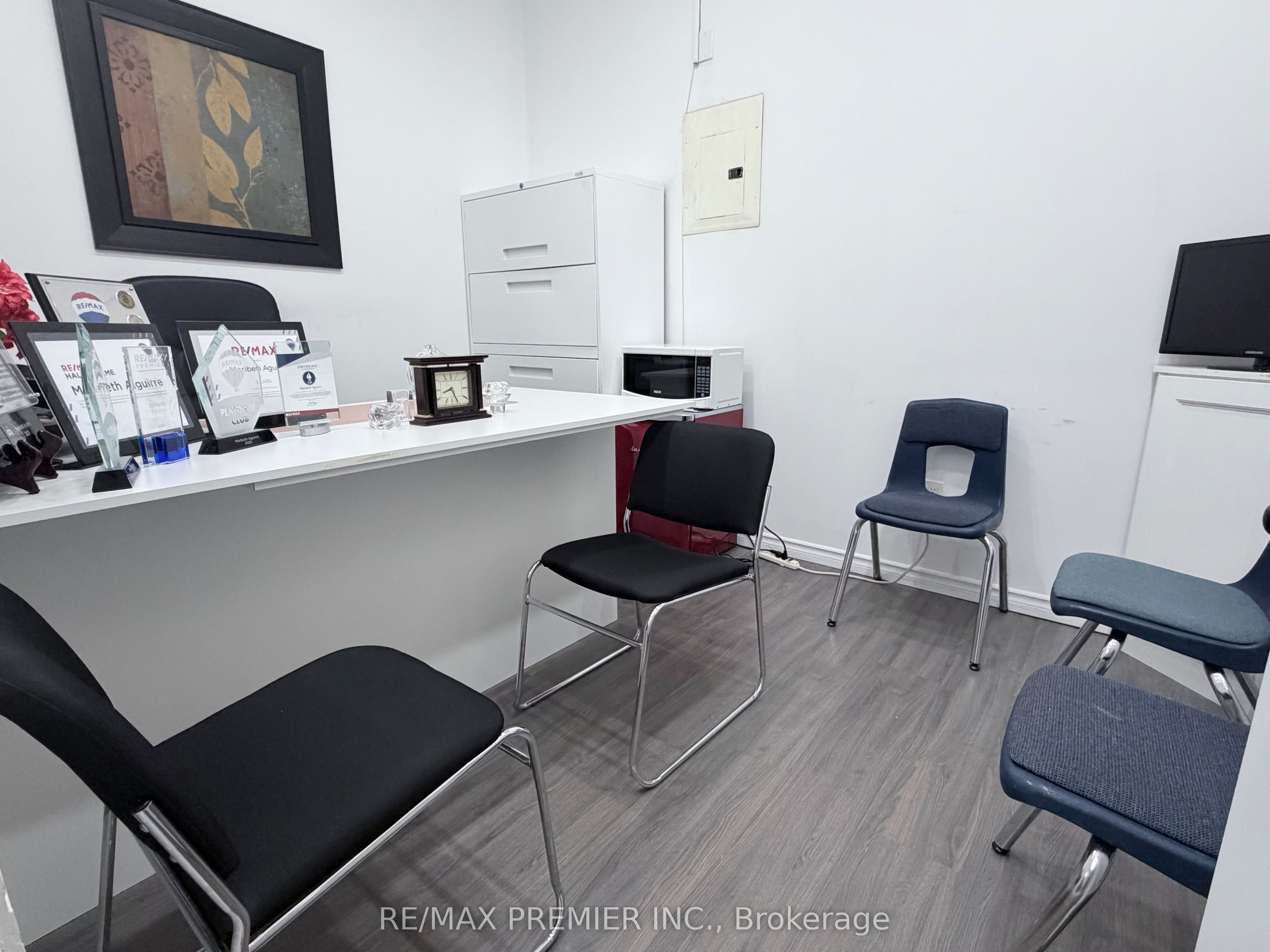 Additional image 4 of 203-7181 Yonge Street, Markham, ON, L3T 0C7