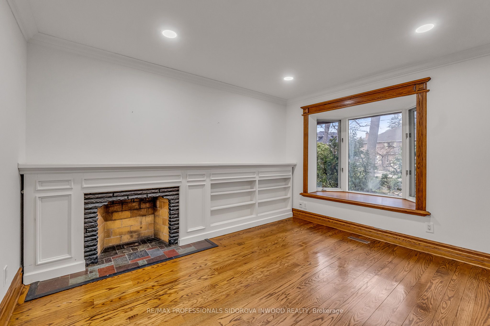 Additional image 3 of 4 Baby Point Terrace, Toronto, ON, M6S 4S4