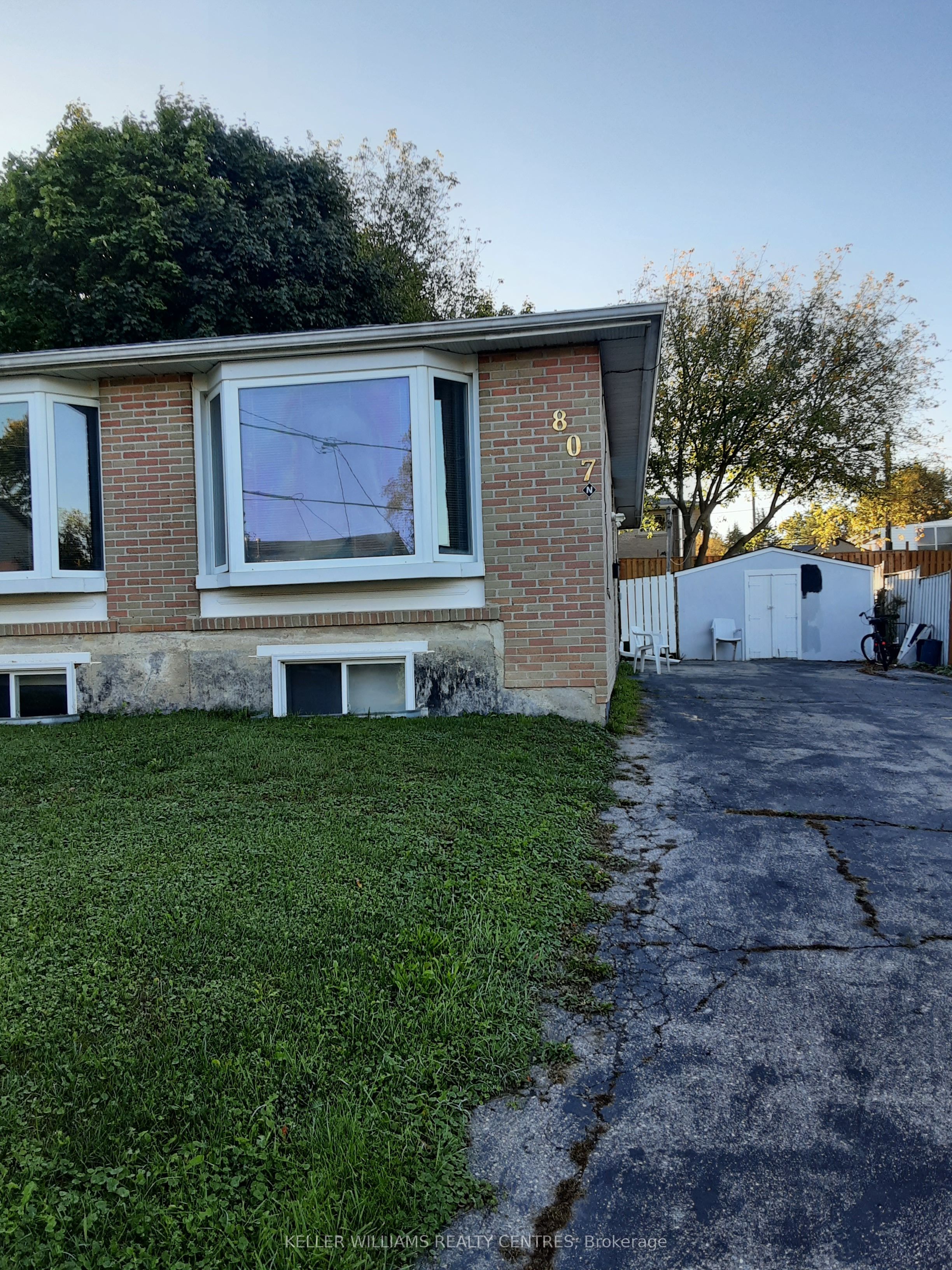 Lower-807 Greenfield Crescent, Newmarket, ON, L3Y 3B2
