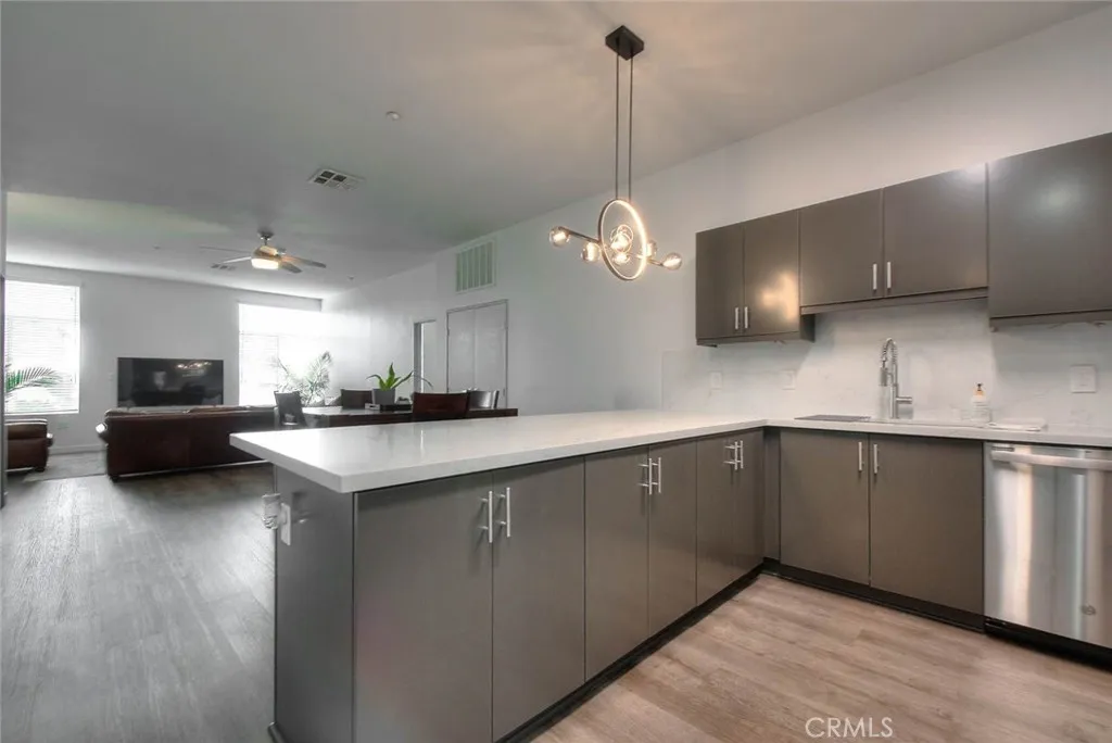 Additional image 50 of 435 W Center Street Promenade Unit 328, Anaheim, CA 92805