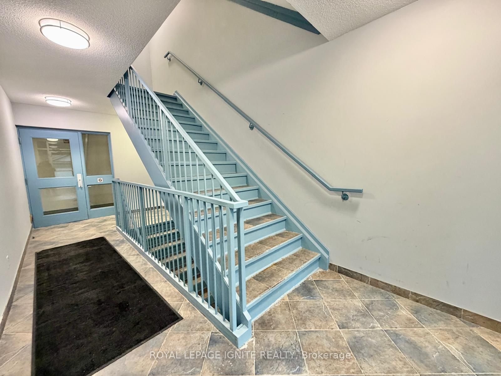Additional image 2 of 304-128 Aspen Springs Drive, Clarington, ON, L1C 0G9