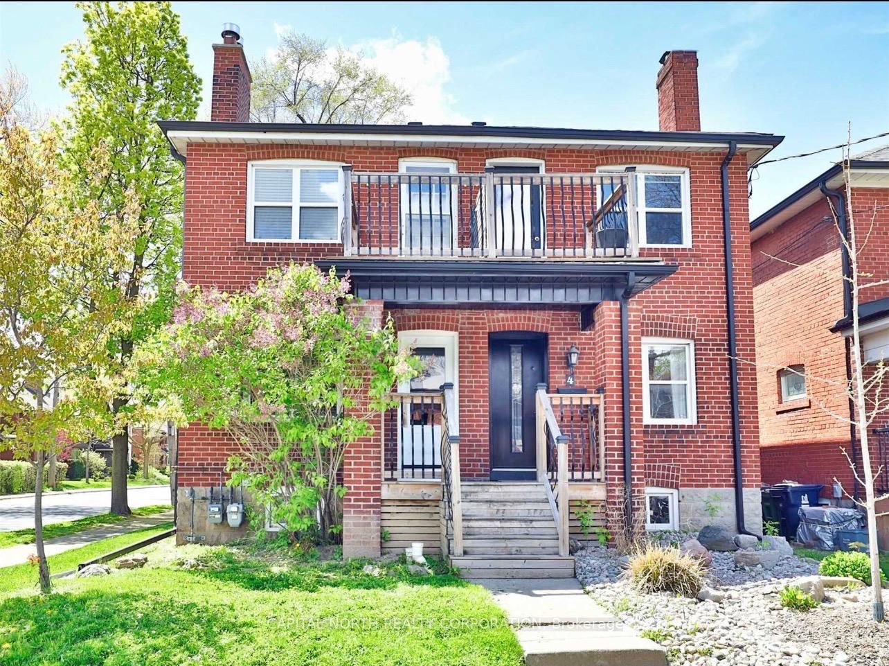 Upper-4 Belle Ayre Boulevard, Toronto, ON, M4S 2P7