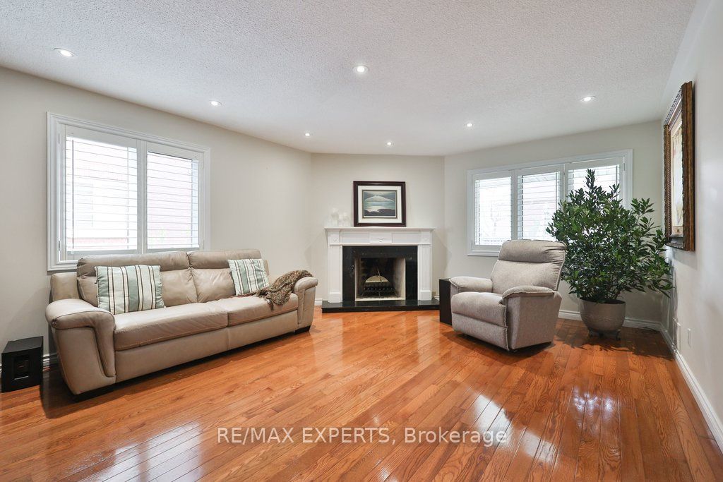 Additional image 4 of 51 Bloomingdale Lane, Vaughan, ON, L4L 6X8