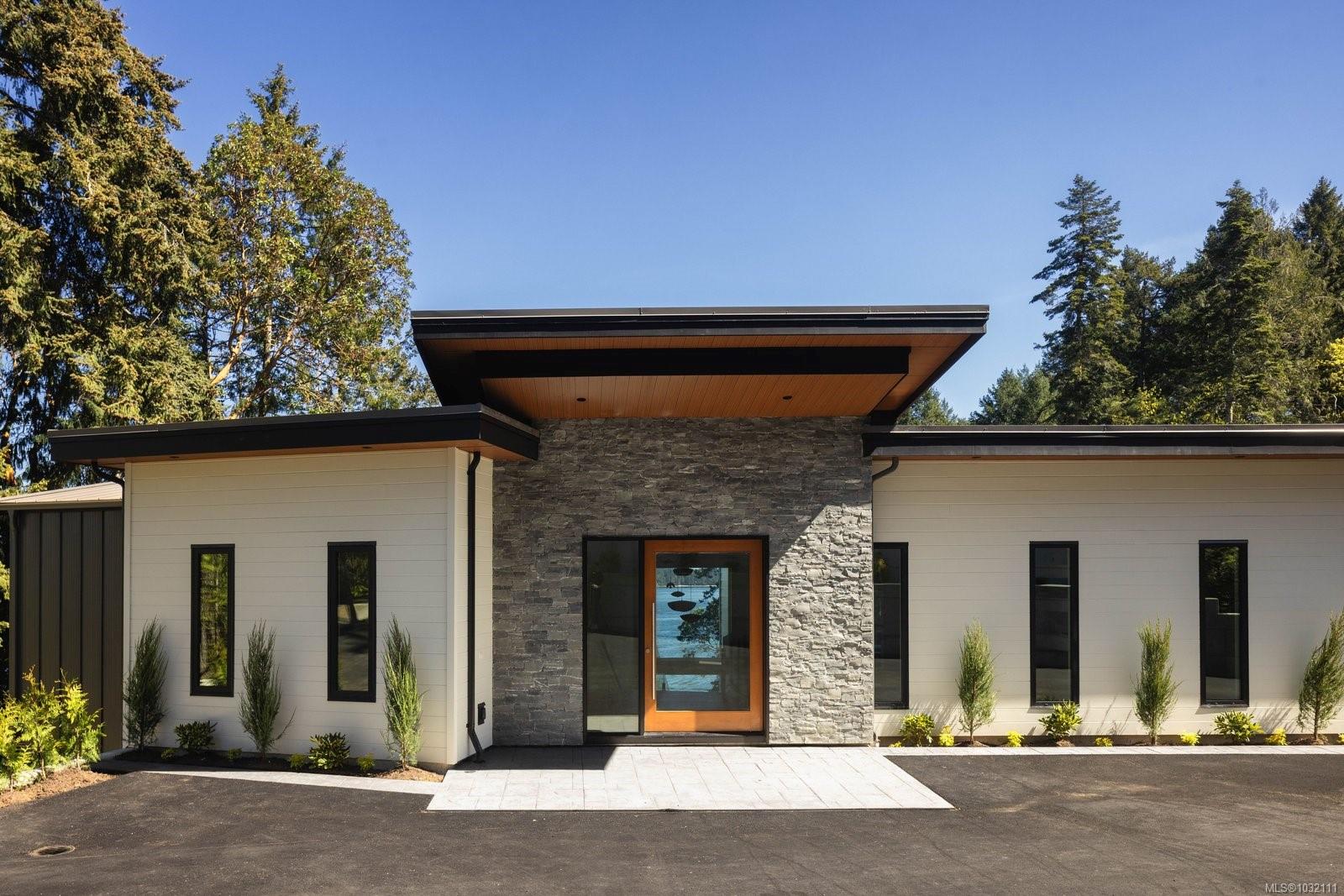 Additional image 3 of 1677 Lands End Road, North Saanich, BC, V8L 5L5