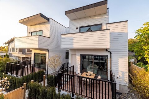 Additional image 7 of 1-328 14th Street W, North Vancouver, BC, V7M 1P6