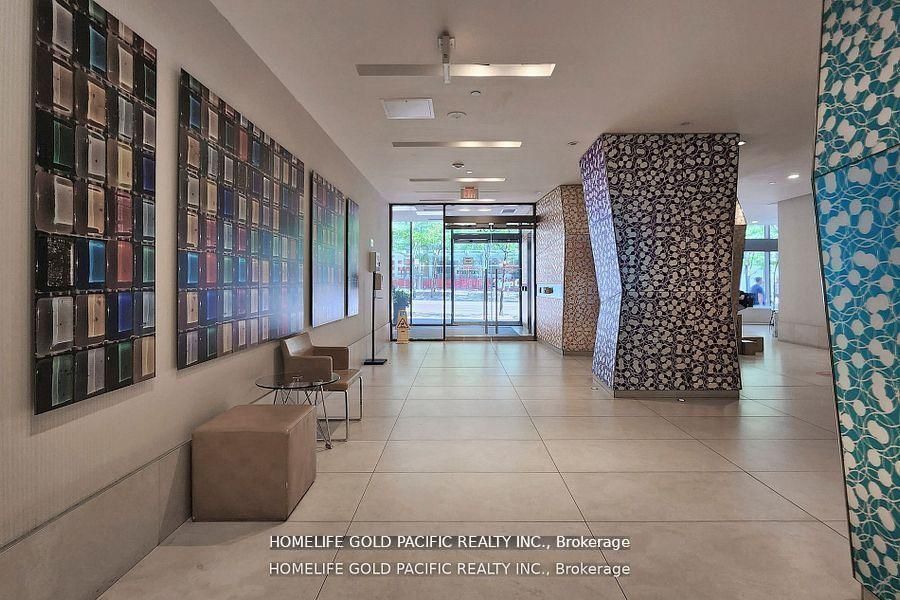Additional image 3 of 1202-832 Bay Street, Toronto, ON, M5S 1Z6