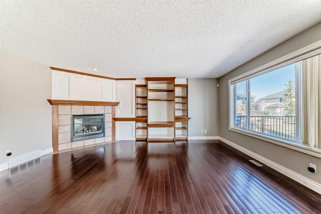 Additional image 6 of 141 Somerglen Way SW, Calgary, AB, T2Y 4B2