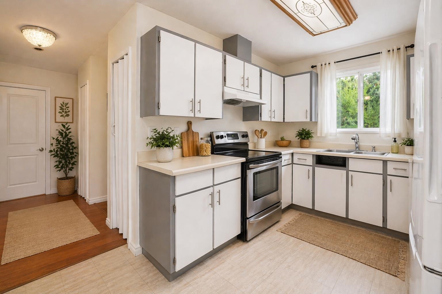 Additional image 4 of 11172 Charlton Street, Maple Ridge, BC, V2X 9E5